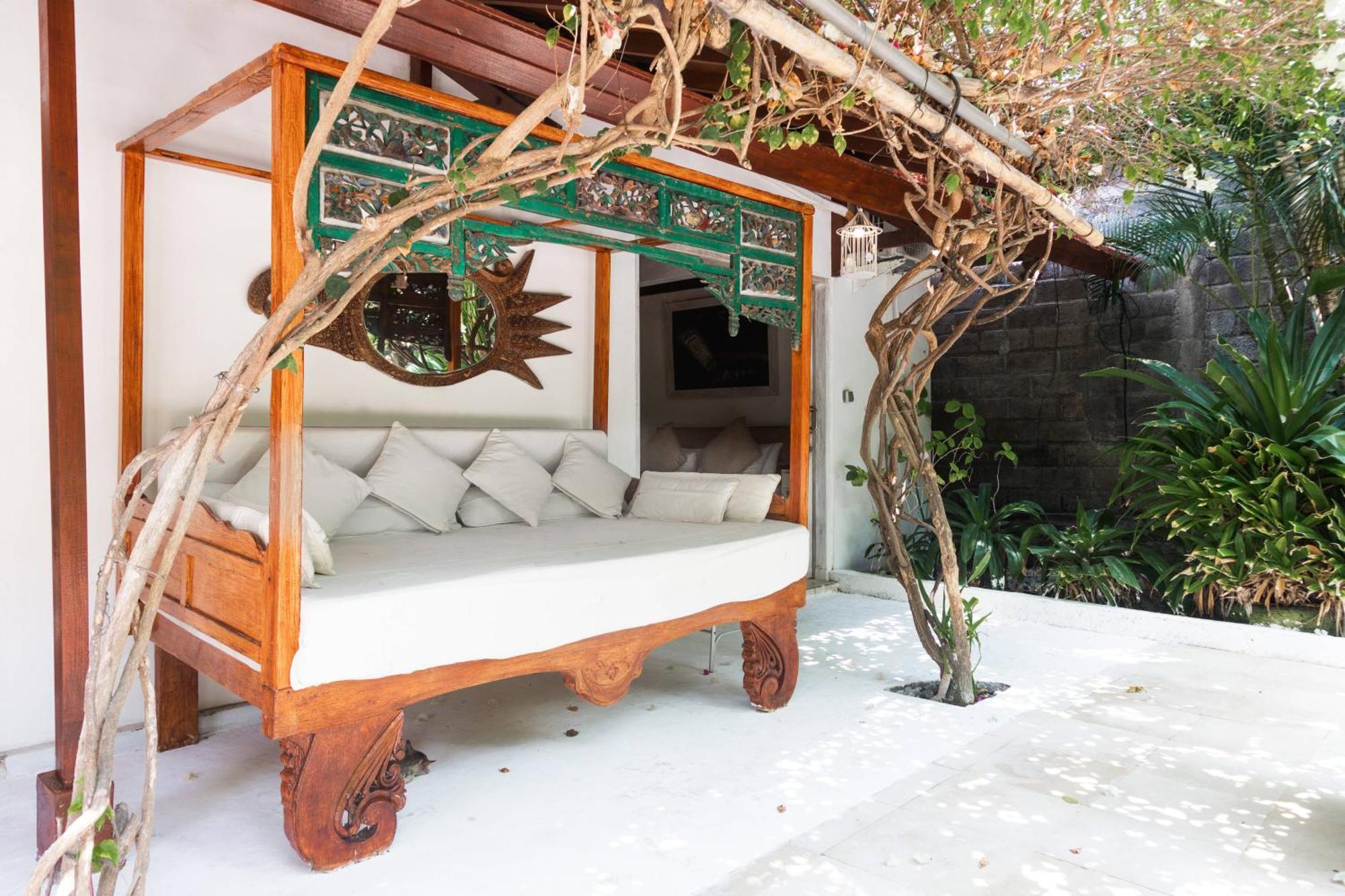 Ocean Star Villa Five Near The Kudeta Beach 塞米亚克 外观 照片