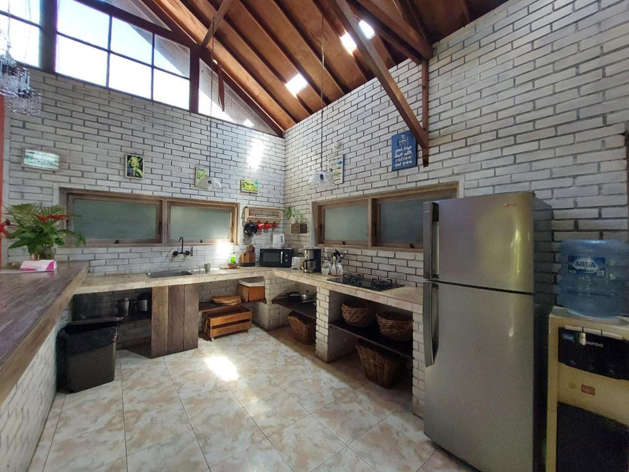 Ocean Star Villa Five Near The Kudeta Beach 塞米亚克 外观 照片